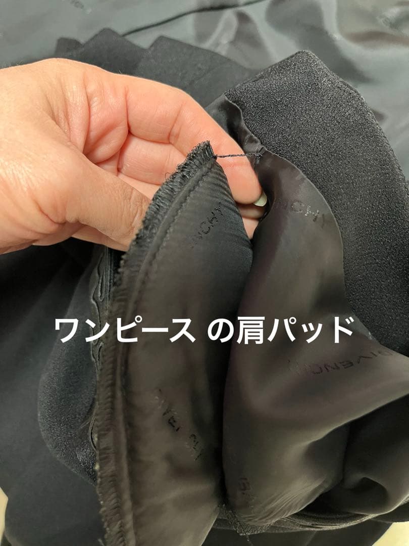 GIVENCHY ワンピーススーツ 16号