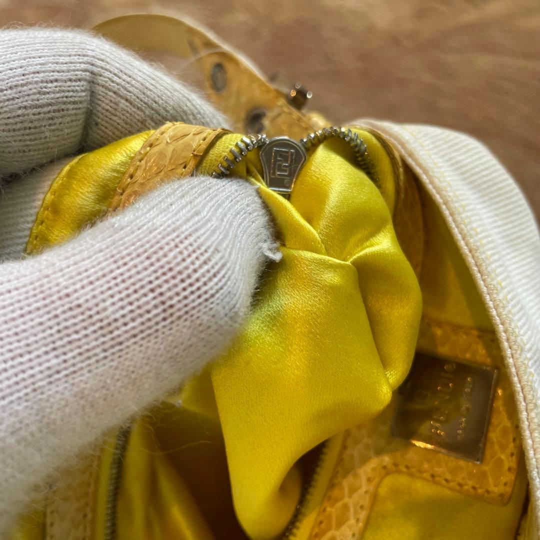 ド*ロ様 フェンディ　デニム×パイソン　マンマバケット　ハンドバッグ