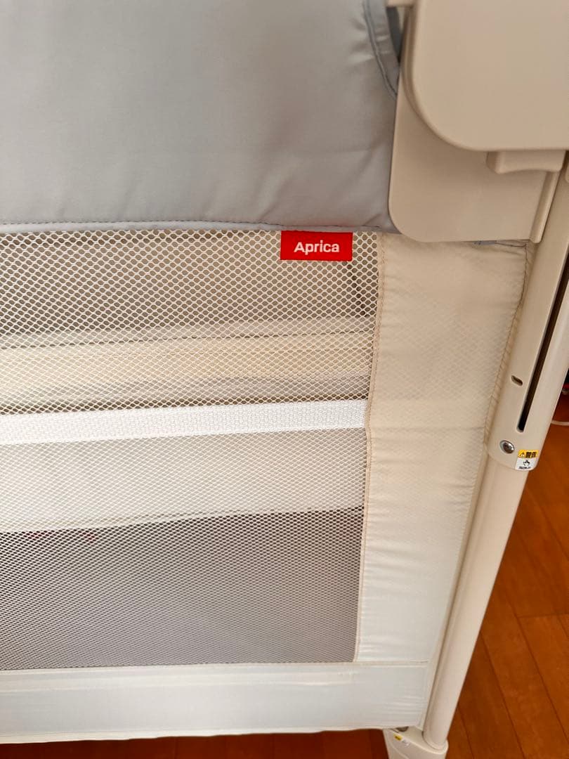 Aprica メッシュベビーベッド ベージュ