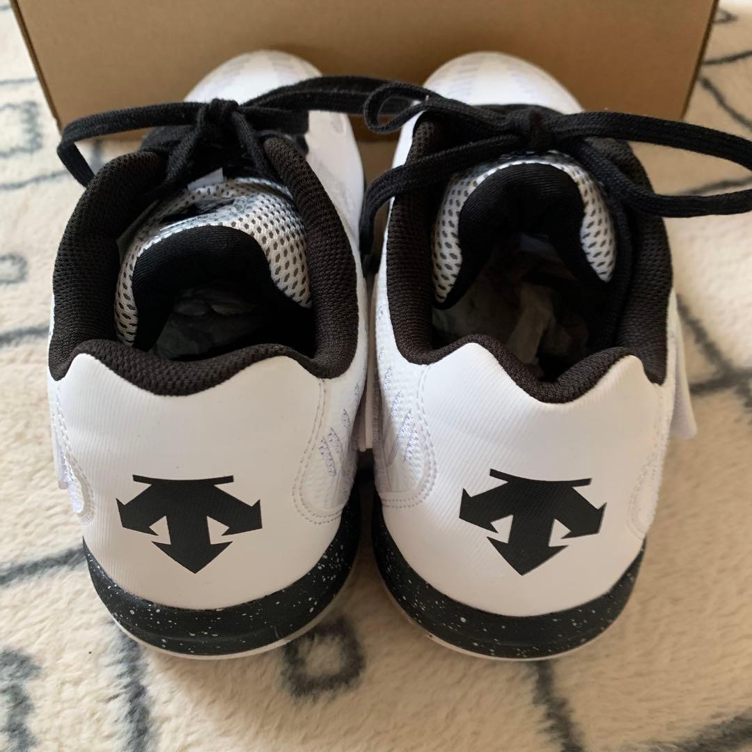 DESCENTEバレーボールシューズ（お値下げしました）