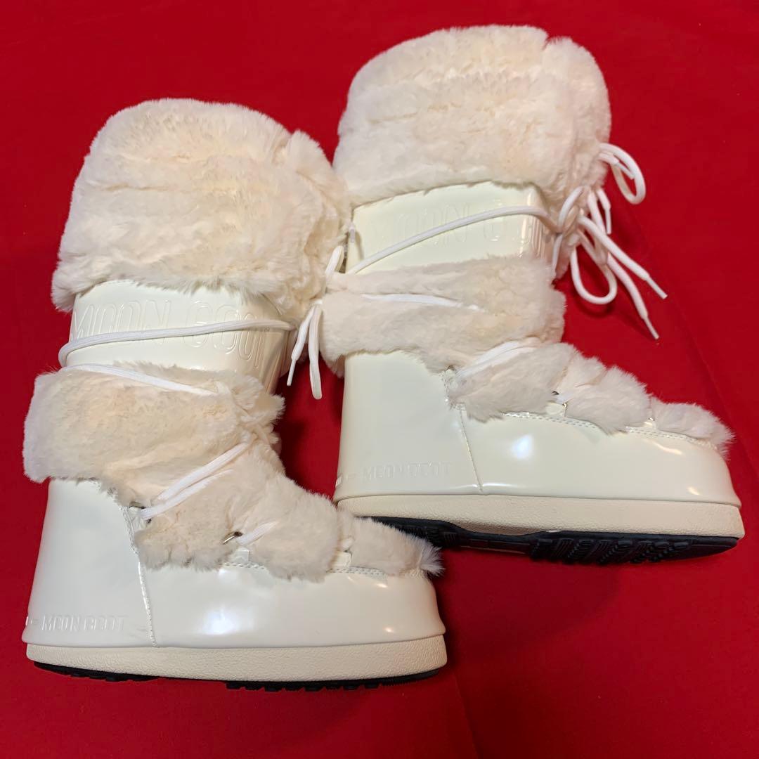 MOON BOOT ホワイト ムートンブーツ サイズ38