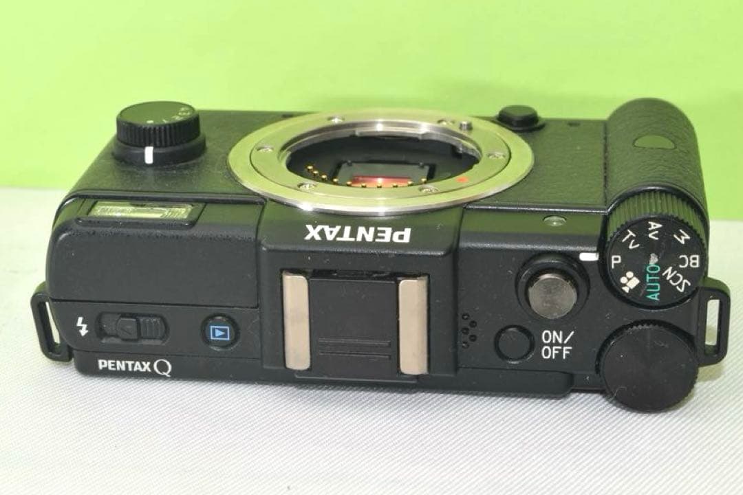 PENTAX Q ボディ ☆送料無料☆
