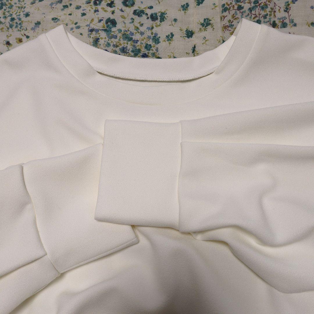 美品☆BEARDSLEY Tブラウス ホワイト