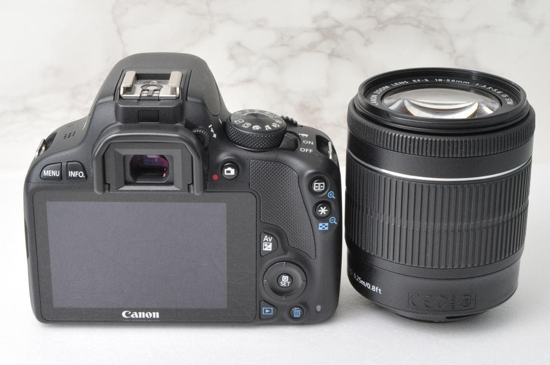 ショット数新品級❣️Canon EOS Kiss X7⭐️スマホ転送 キヤノン