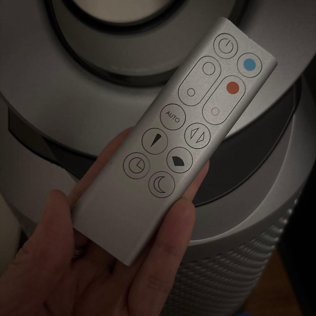 Dyson 空気清浄機能付ファンヒーターHP03