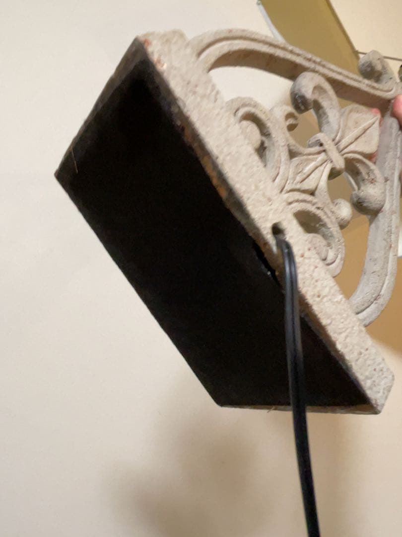 フルール・ド・リス テーブルランプ 照明　クレストビュー・コレクション