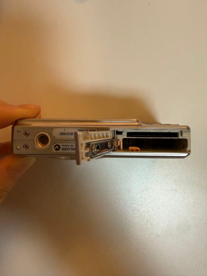 【動作確認済み】OLYMPUS FE-220 本体のみ