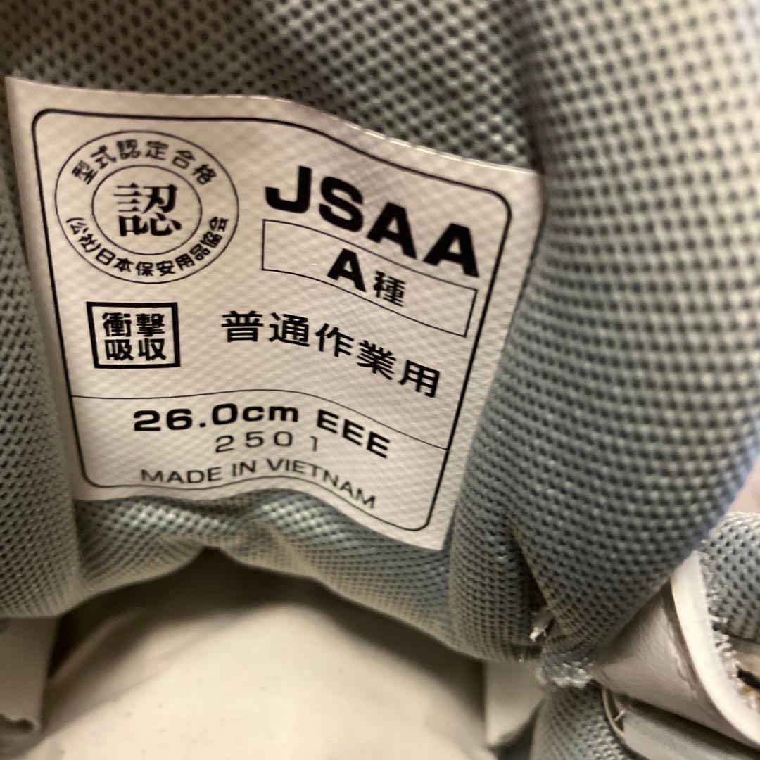 New Balance ホワイト スニーカー