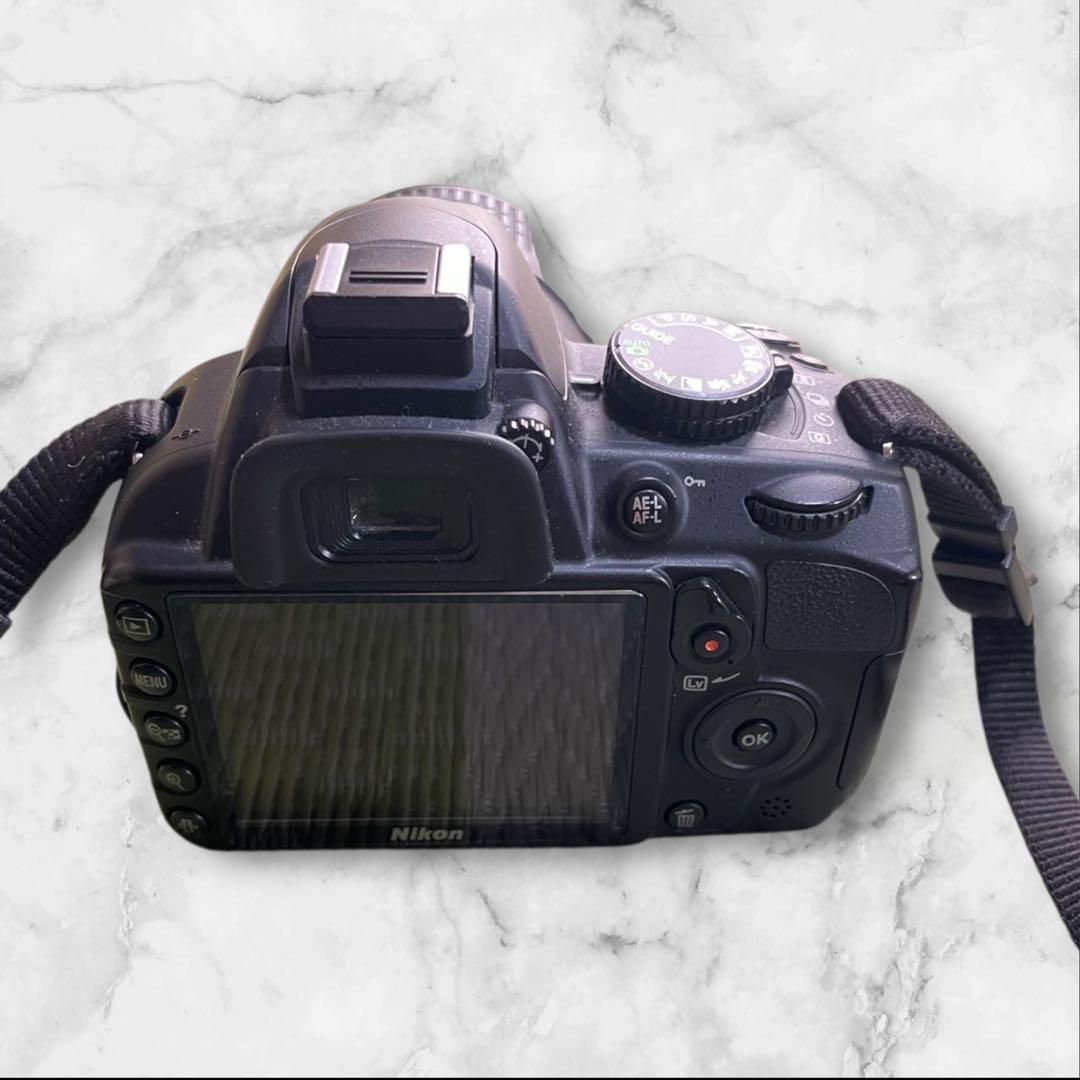 Nikon D3100 一眼レフ 18-55mm VRレンズ付