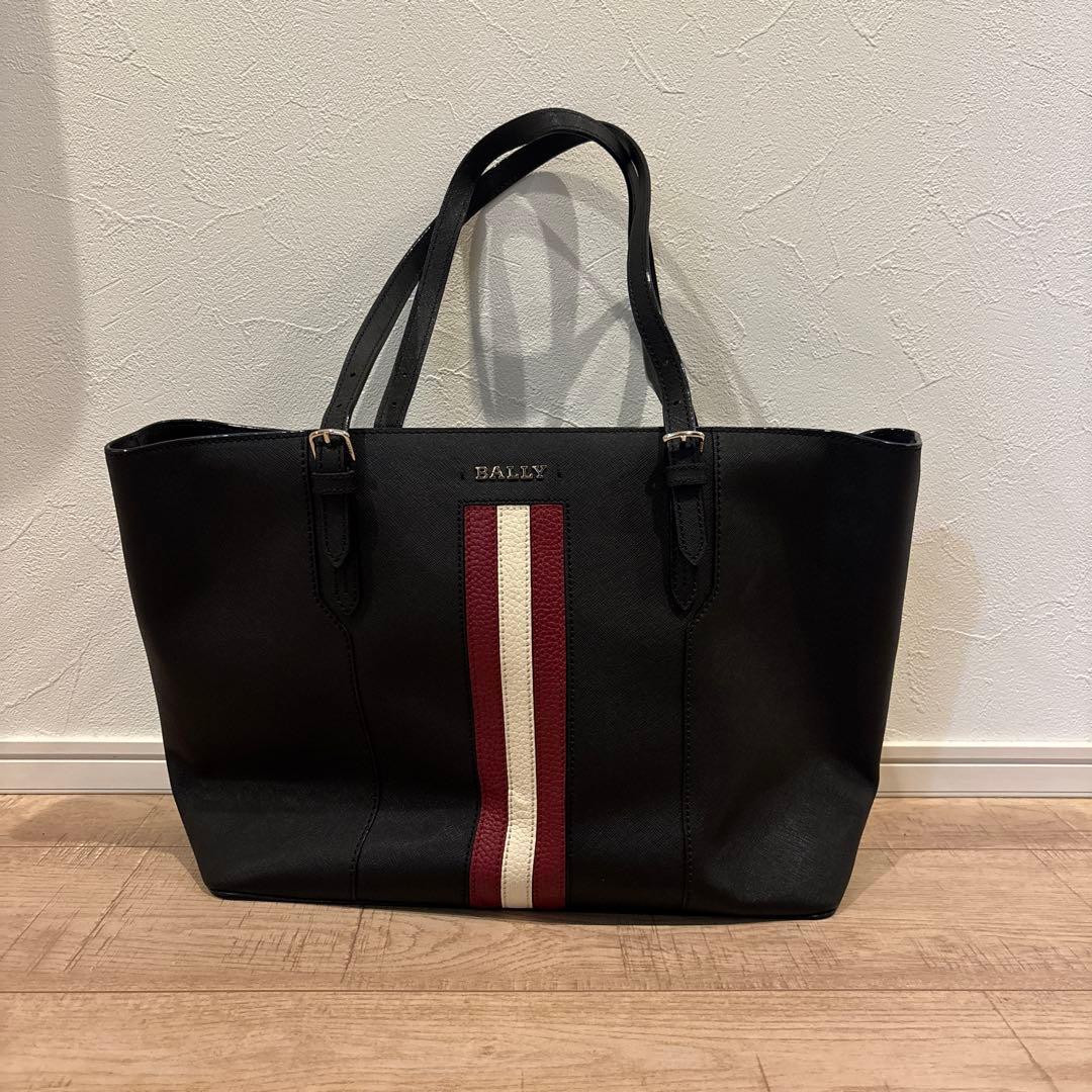 BALLY ストライプデザイン ビジネスバッグ