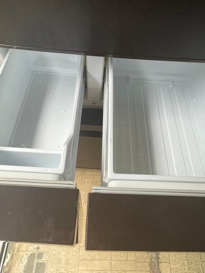 ファミリー用　401L 三菱　大型冷蔵庫 木目調　ブラウン