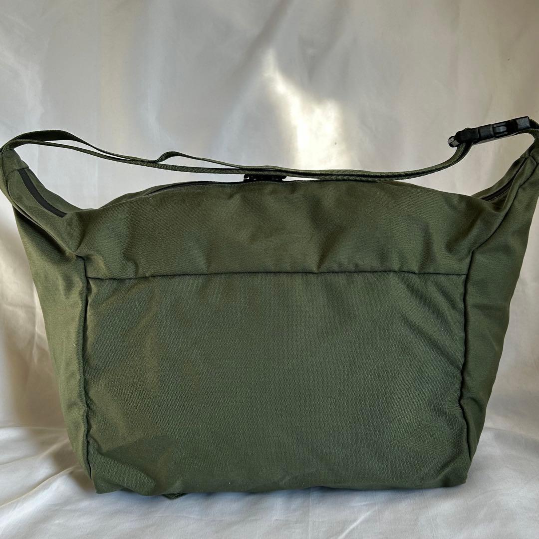 【美品】ミステリーランチ　モッドロードセル ショルダー バッグUSA製 グリーン