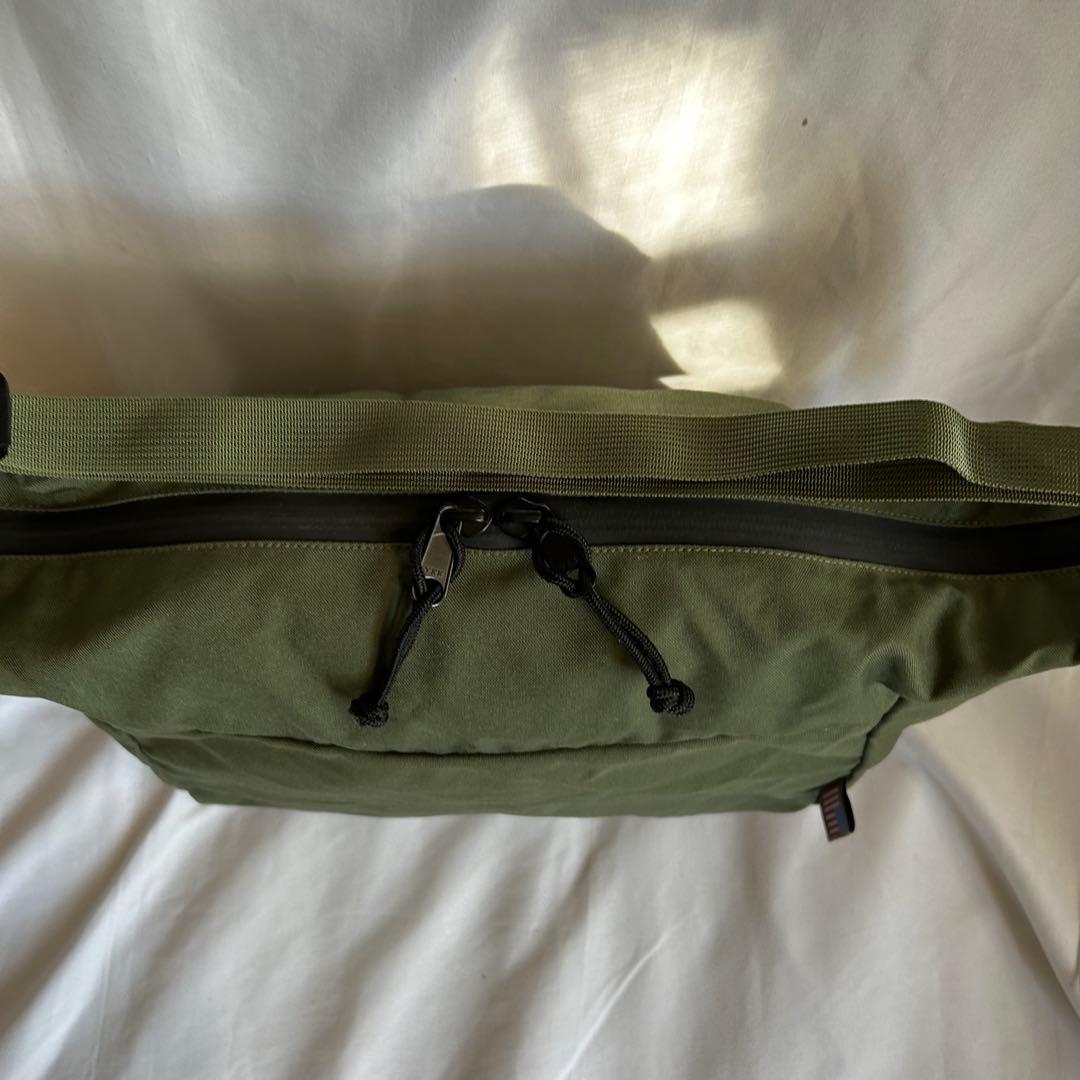 【美品】ミステリーランチ　モッドロードセル ショルダー バッグUSA製 グリーン