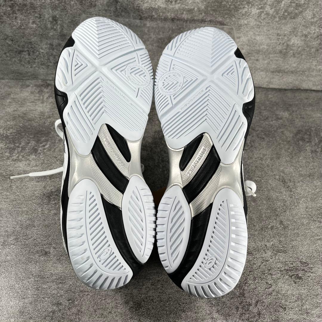 未使用に近い　アシックス　NETBURNER BALLISTIC FF 3