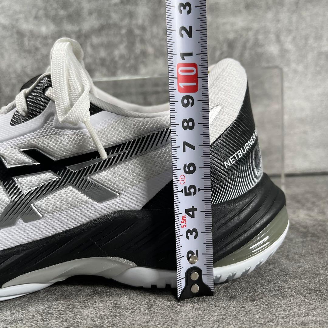 未使用に近い　アシックス　NETBURNER BALLISTIC FF 3