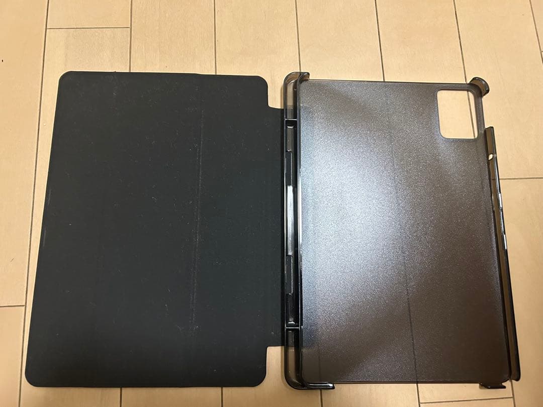 セビル  美品☆NEC LAVIEタブレット Tab T11 ルナグレー