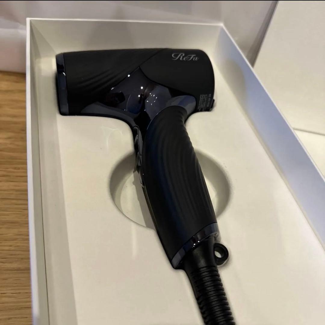 新品　リファ　ビューテックドライヤーSE ブラック　Refa BEAUTECH