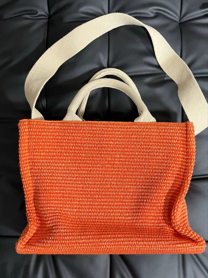 【8/6まで販売】MARNI オレンジ トートバッグ