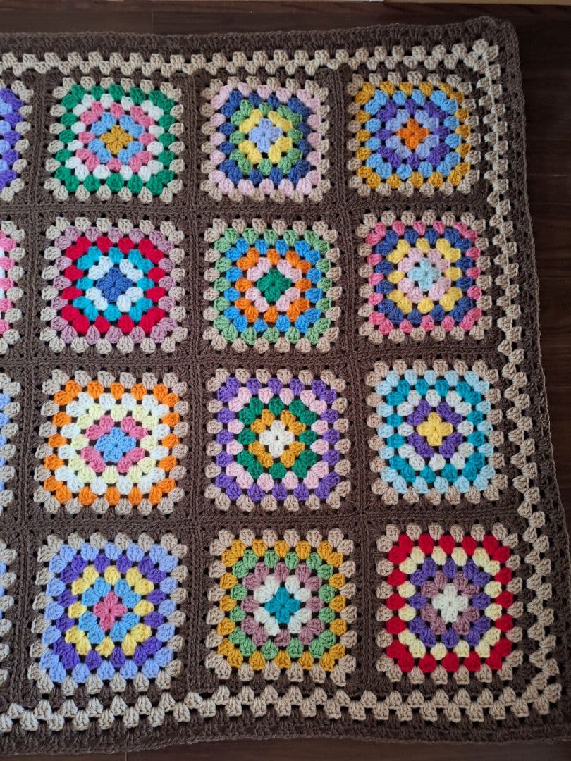 手編みモチーフブランケット