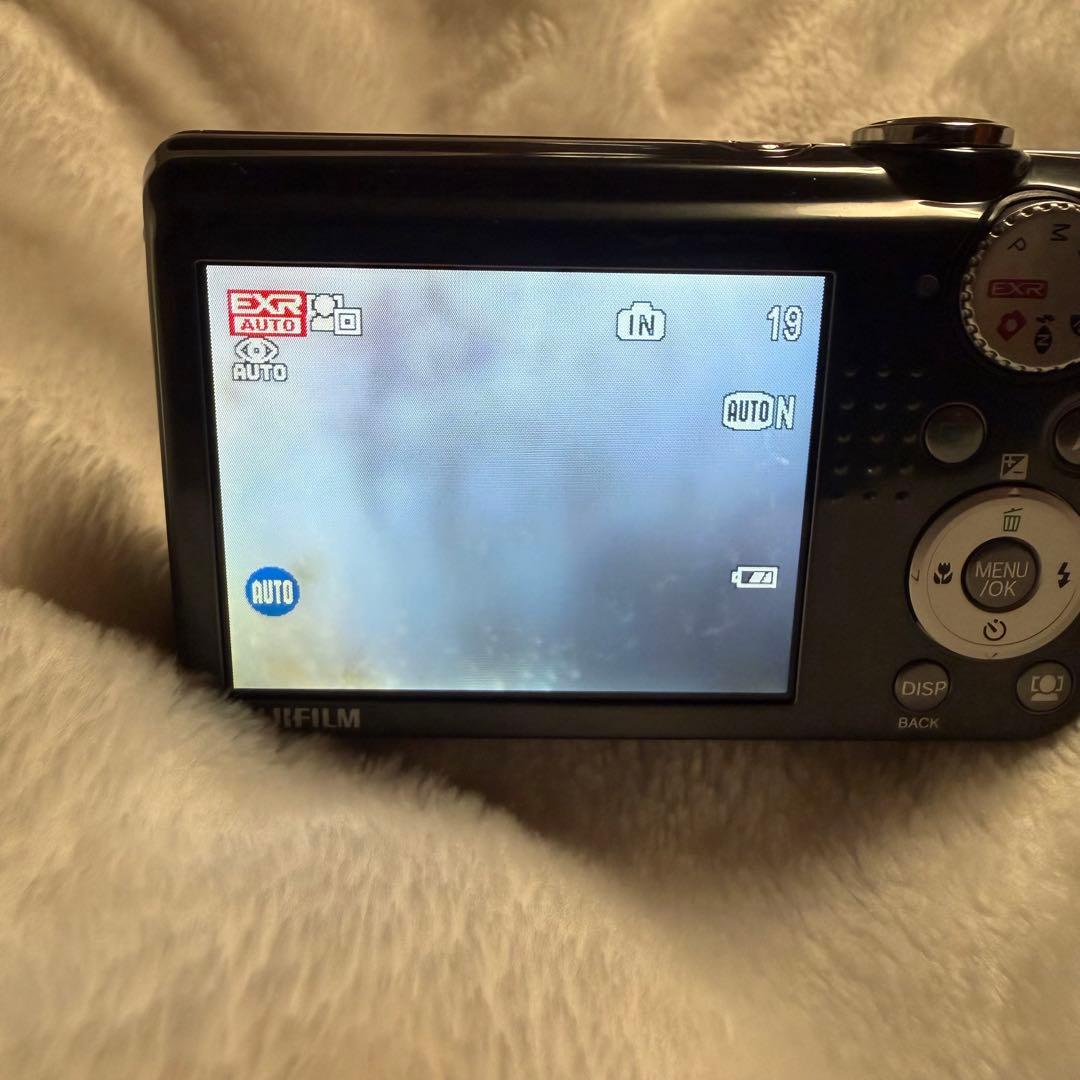 [訳あり] Fujifilm FINEPIX F70EXR