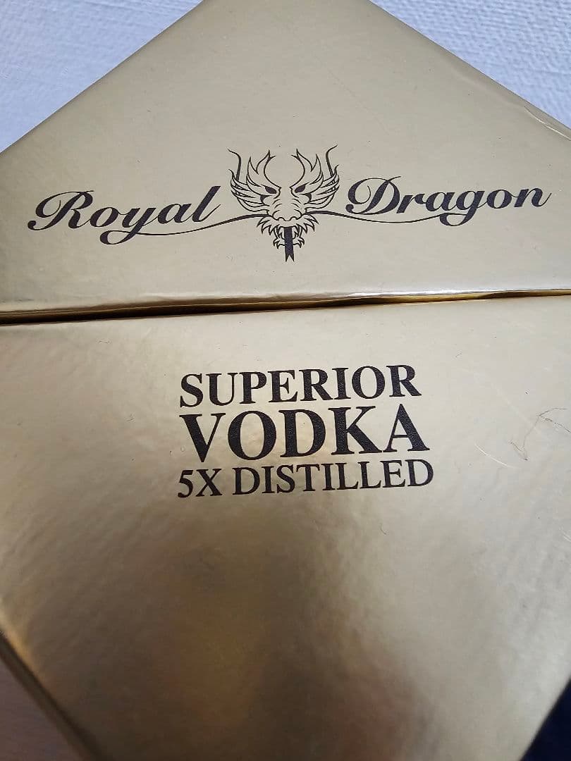 その他  Dragon SUPERIOR VODKA 5X DISTILLED