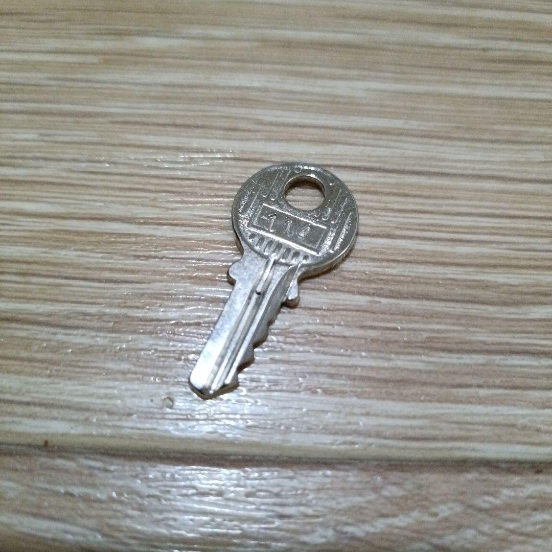 エルメス　カデナ　114番　シルバー　南京錠 鍵付き