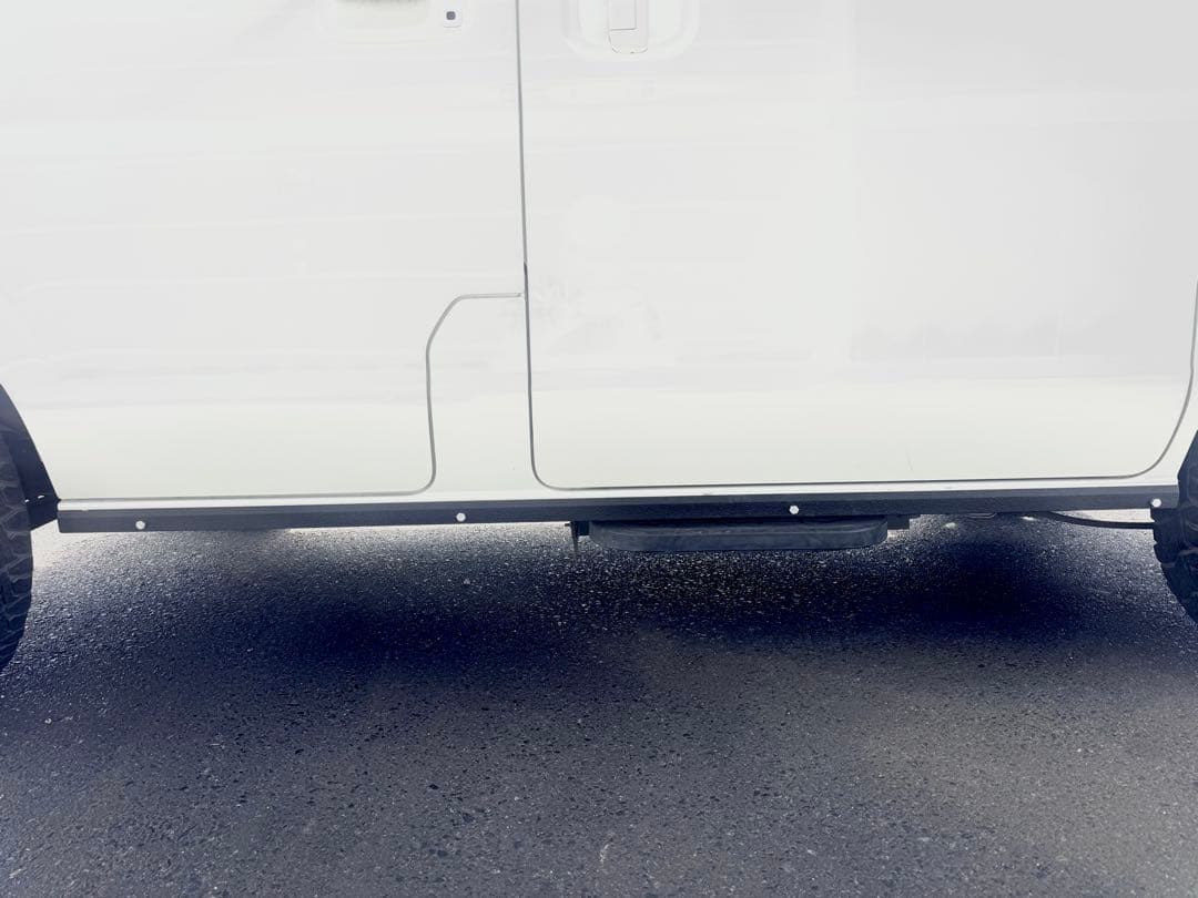 取付パーツなし　DA17W エヴリィ シルガードのみ 4穴仕様　塗装有り