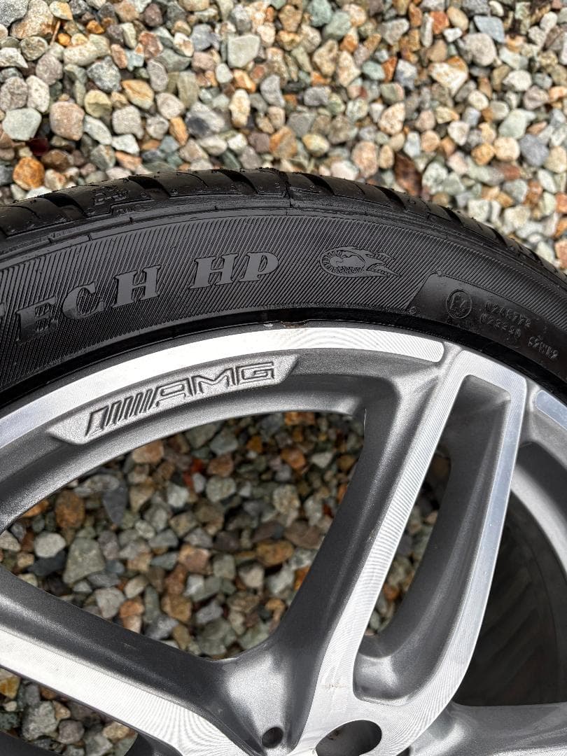 ベンツAクラス（W176） タイヤ付き純正ホイール1本