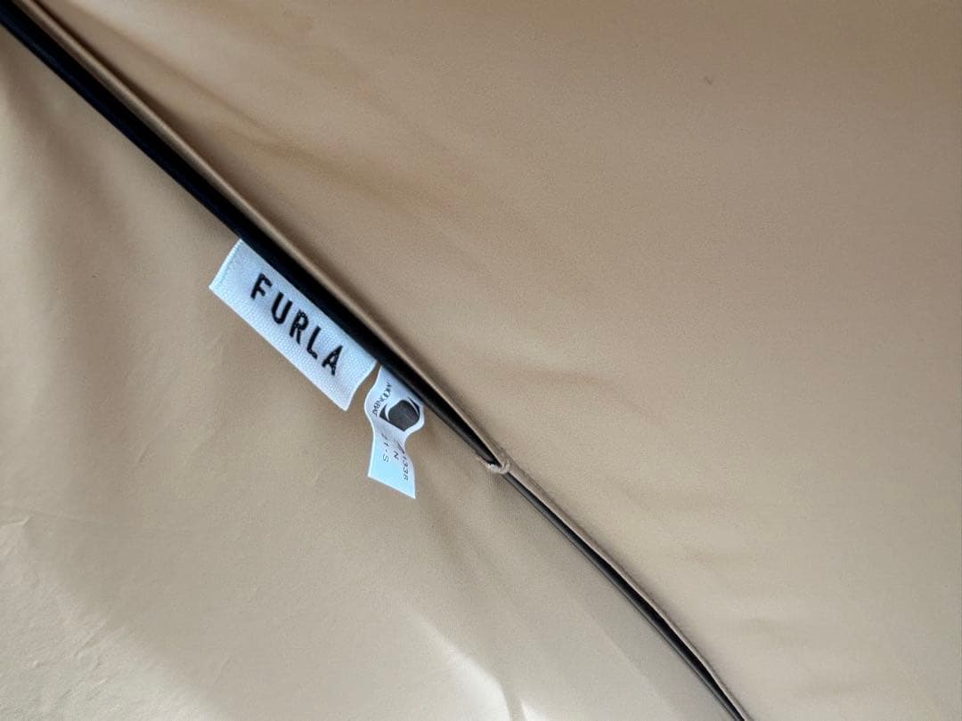 【新品】フルラ 日傘　晴雨兼用　長傘　FURLA モノグラム