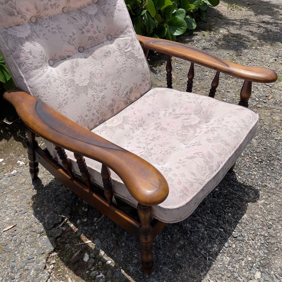 ① カリモク リクライニングチェア パーソナルチェア チェア 花柄　コロニアル