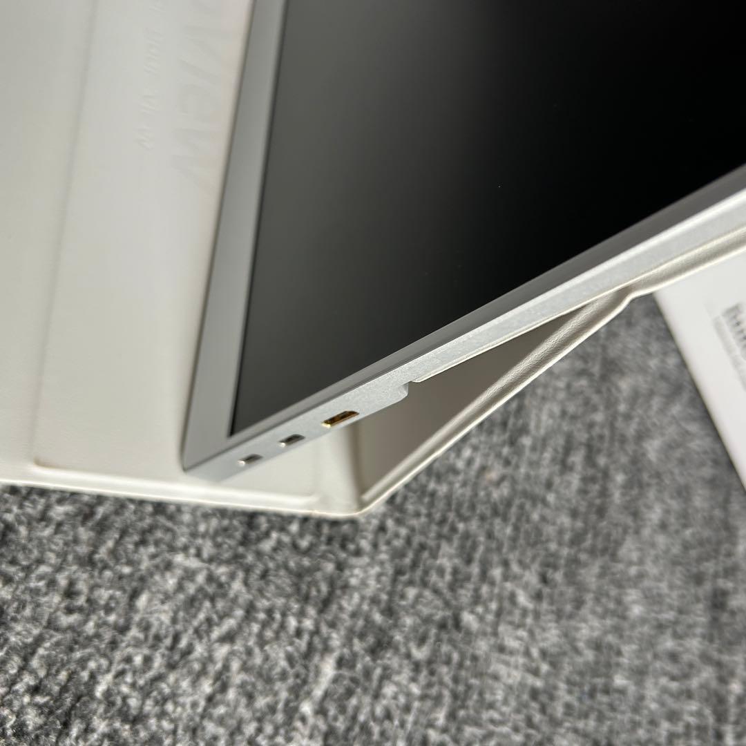 innoview 15.6インチ モバイルモニター