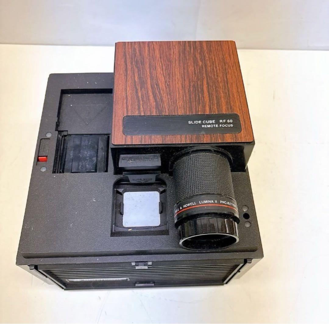 10ADM006 BELL&HOWELL ベル&ハウエル スライド映写機