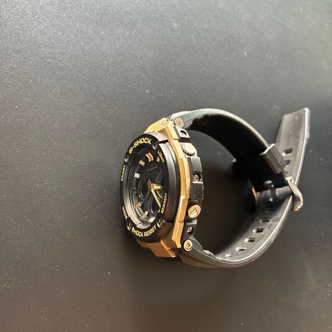 G-SHOCK 腕時計 gst-300w1A9JF ブラック/ゴールド