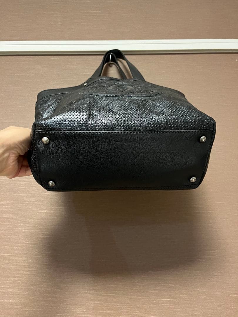 CHANEL ブラックレザー トートバッグ