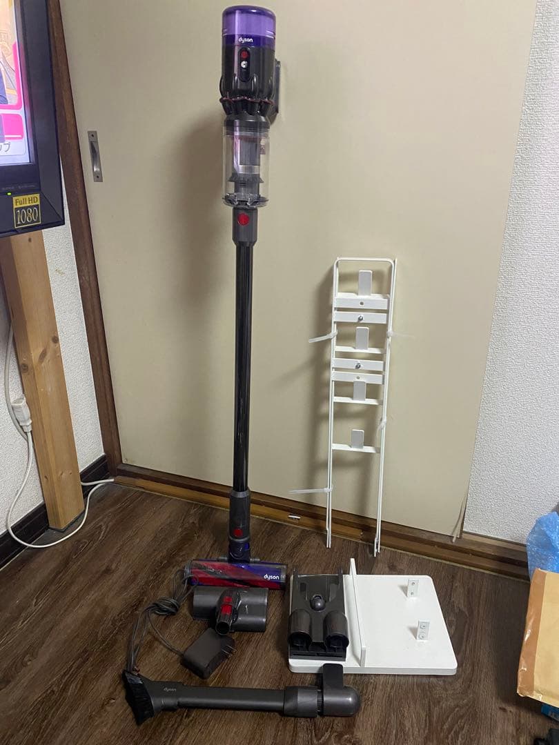 簡易清掃済　dyson micro 1.5kg SV21 FF スタンド付き