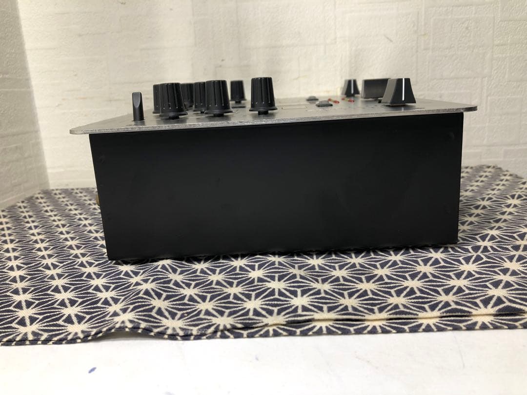 behringer ベリンガー　VMX-100