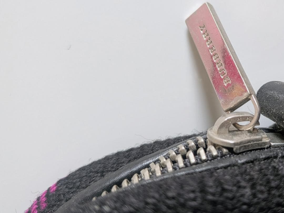 】バーバリー ノバチェック ショルダーバッグ レザーとウール