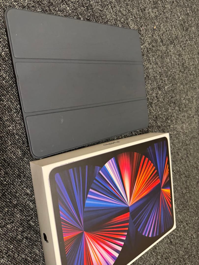 iPad Pro 12.9インチ 第5世代　256GB