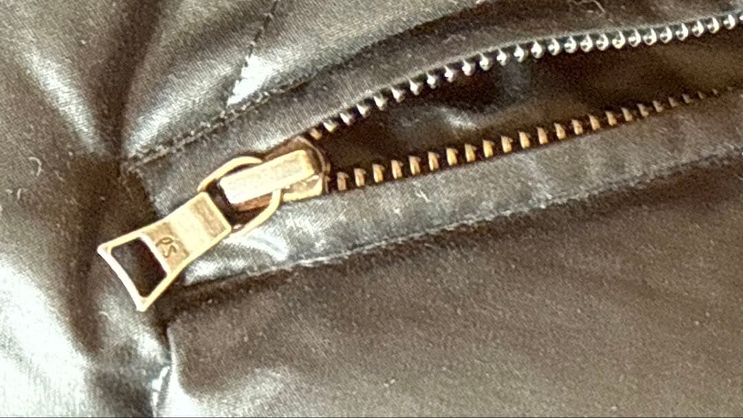 ポールスミス　ダウンベスト　ほぼ未使用