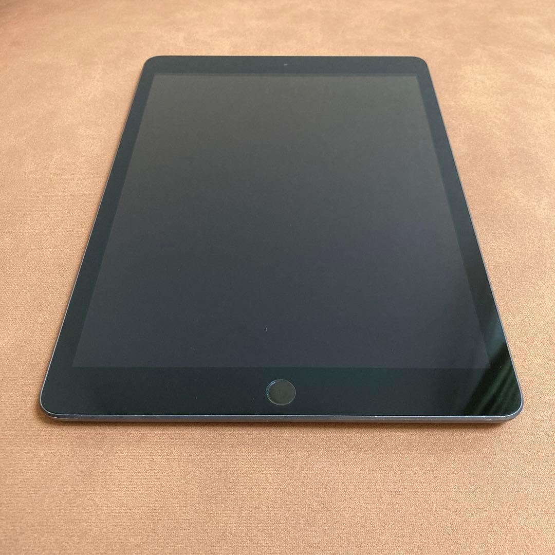 3318【早い者勝ち】iPad7 第7世代 32GB WIFIモデル☆