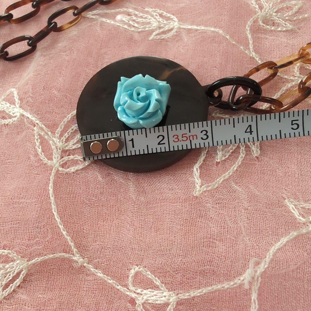 ★お値下げ★本鼈甲ターコイズ薔薇モチーフ付きペンダント