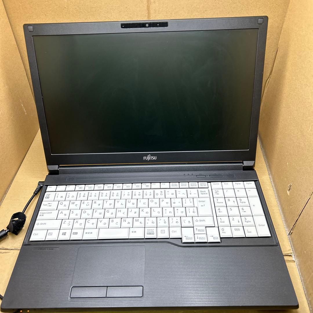 富士通 LIFEBOOK A579 15.6型8GB SSD256GB