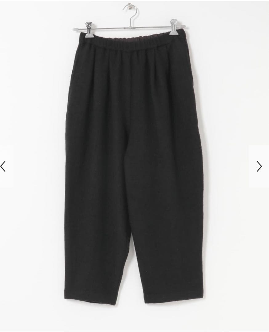 かぐれ　新品　今季　ウールテーパードパンツ　ブラック　 2025秋冬