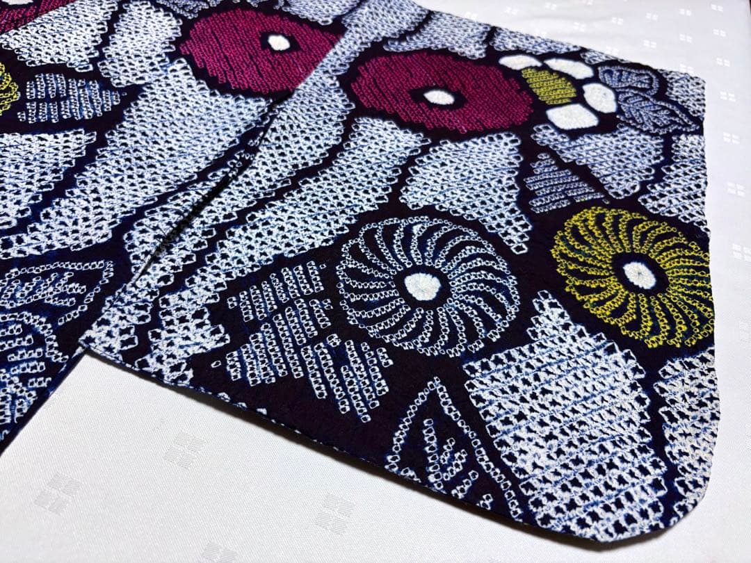 専用　和服　綿100% 花柄模様　有松絞り　浴衣(居敷当て)早い者勝ち