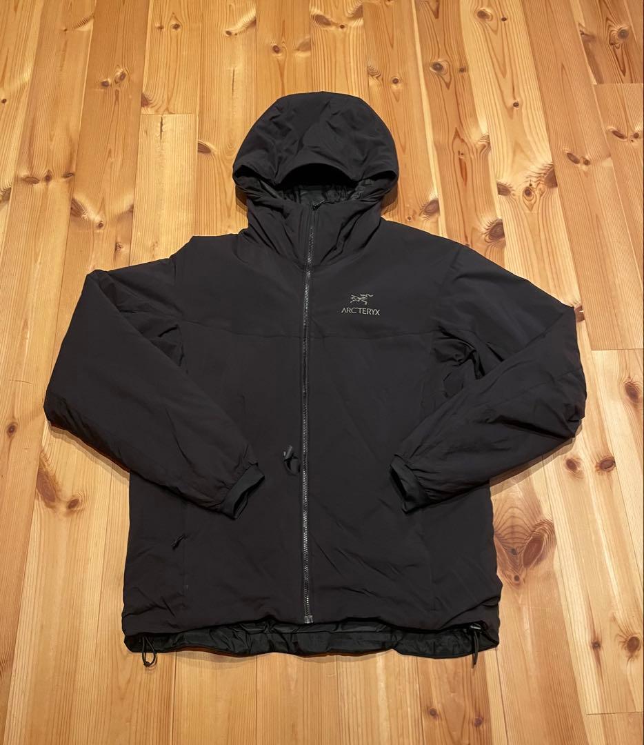 【訳あり】の為低価格出品　ARC'TERYX アウター　ブラック