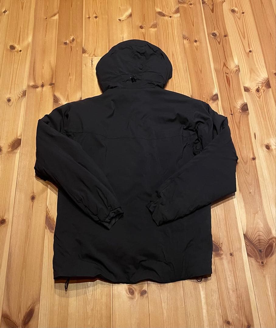 【訳あり】の為低価格出品　ARC'TERYX アウター　ブラック