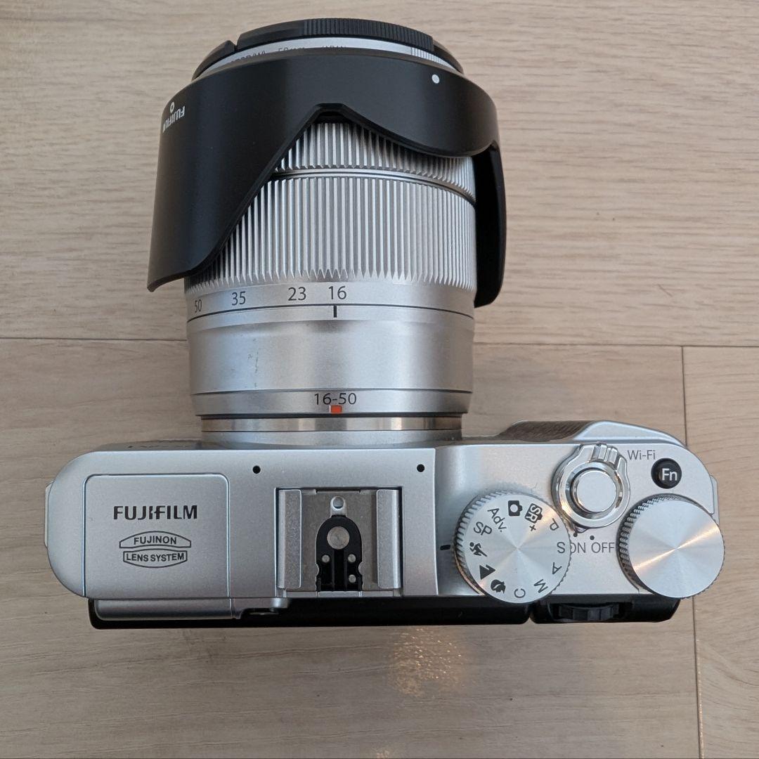 【極美品/訳あり】FUJIFILM X-A1 ダブルレンズキット 希少シルバー