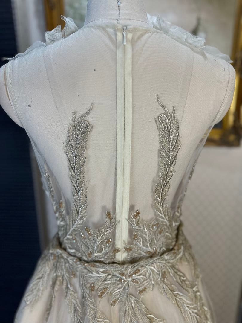 JOVANI☆アイボリー刺繍パーティードレス