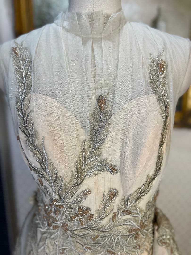 JOVANI☆アイボリー刺繍パーティードレス