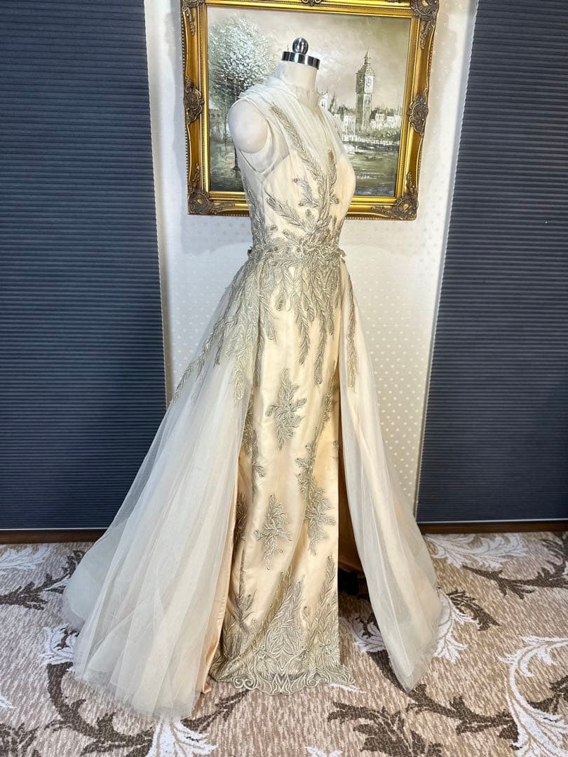 JOVANI☆アイボリー刺繍パーティードレス